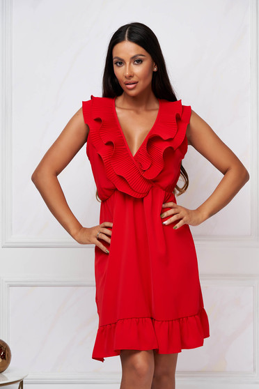 Könnyed ruhák, Piros ruha harang alakú gumirozott derékrésszel rövid georgette fodrokkal a dekoltázs vonalánál - StarShinerS.hu