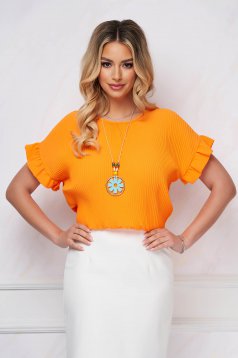 Narancssárga irodai bő szabású pliszírozott georgette női blúz nyaklánc kiegészítővel