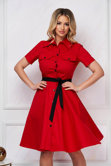 Piros ruhák, Rövid harang elől gombolható ruha pamutból - StarShinerS.hu