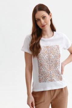 Fehér casual bő szabású pamutból készült póló absztrakt mintával