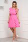 Pink rövid harang alakú georgette ruha gumirozott derékrésszel öv típusú kiegészítővel 3 - StarShinerS.hu