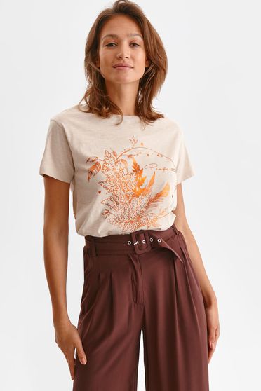 Pamut trikók, Krémszínű bő szabású pamutból készült póló absztrakt mintával - StarShinerS.hu