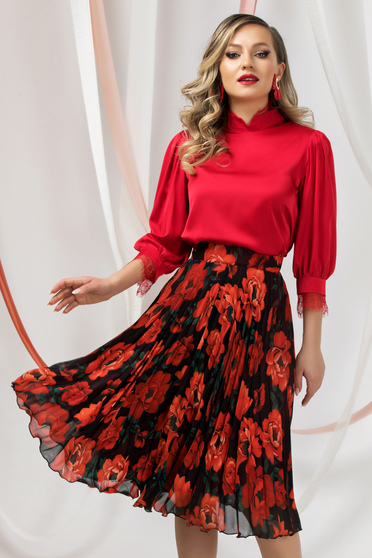 Irodai Blúzok, Női blúz piros szaténból bő szabású csipke díszítéssel - StarShinerS.hu