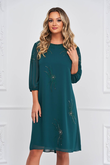 Elegáns ruhák, Sötétzöld midi bő szabású muszlin ruha strassz köves díszítéssel - StarShinerS.hu