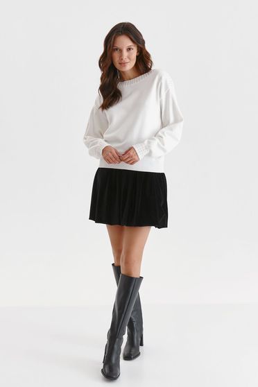 Casual pulóverek, Fehér bő szabású kötött pulóver gyöngy díszítéssel - StarShinerS.hu