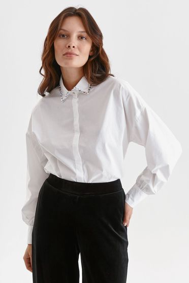 Fehér ingek, Fehér bő szabású galléros puplin női ing strassz köves díszítéssel - StarShinerS.hu