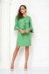 Világos zöld rövid bő szabású fodros ruha enyhén rugalmas szövetből - StarShinerS 3 - StarShinerS.hu