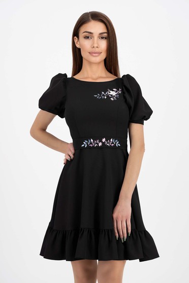 Elegáns ruhák,  méret: XL, Fekete harang bő ujjú hímzett ruha enyhén rugalmas szövetből - StarShinerS - StarShinerS.hu