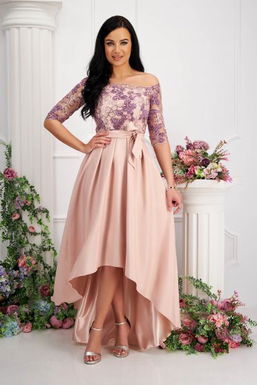 Luxus ruhák, Púder rózsaszín - StarShinerS aszimetrikus harang ruha szaténból váll nélküli csipkés és flitteres díszítés - StarShinerS.hu