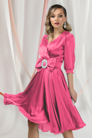 Nagy méretű ruhák, Pink midi harang ruha szaténból - StarShinerS.hu
