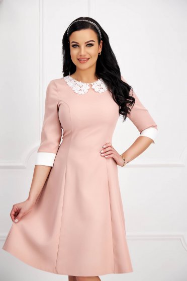 Irodai ruhák,  méret: XL - 2. oldal, Púder rózsaszín galléros harang ruha enyhén rugalmas szövetből - StarShinerS - StarShinerS.hu