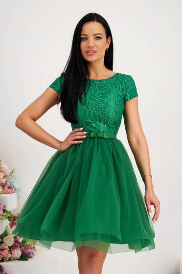Alkalmi ruhák, Zöld - StarShinerS harang ruha tüllből flitteres díszítéssel csipkés anyagból - StarShinerS.hu