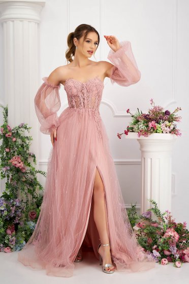 Hímzett ruhák, Ruha pink tüllből hosszú harang bő ujjú csipkés és strassz köves díszítés - StarShinerS.hu