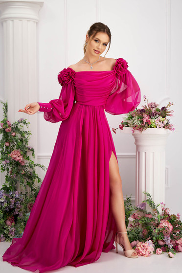 Luxus ruhák, Fukszia muszlin szatén anyagú hosszú harang ruha csupasz vállakkal és 3d virágos díszítéssel - StarShinerS.hu