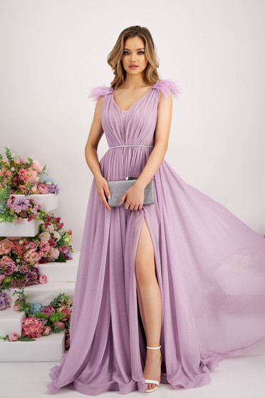 Gyöngyös ruhák, Ruha lila tüllből csillogó díszítések hosszú harang tollas díszítés - StarShinerS.hu