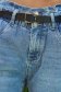 Kék Mom Fit farmer nadrág gumírozott derékkal és öv típusú kiegészítővel 6 - StarShinerS.hu