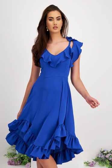 Ünnepi ruhák, Könnyed anyagú midi asszimmetrikus kék harang ruha - StarShinerS - StarShinerS.hu