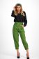 Zöld pamutból készült nadrág zsebes öv típusú kiegészítővel 1 - StarShinerS.hu