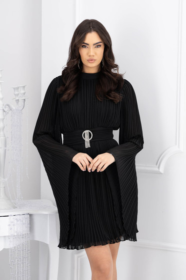 Alkalmi ruhák,  méret: L, Ruha fekete muszlin rakott, pliszírozott rövid harang bő ujjú - StarShinerS.hu