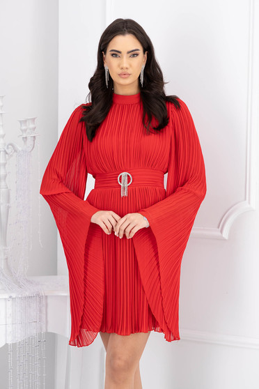 Nagy méretű ruhák hosszú ujjú,  méret: M, Ruha piros muszlin rakott, pliszírozott rövid harang bő ujjú - StarShinerS.hu