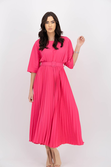 Hétköznapi ruhák, vékony anyag, Ruha pink rakott, pliszírozott könnyed anyag midi öv típusú kiegészítővel harang alakú gumirozott derékrésszel - StarShinerS.hu