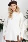 Fehér, bő szabású, oldalsliccel ellátott kötött pulóver 1 - StarShinerS.hu