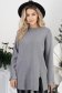 Szürke finom kötött anyagból készült, bő szabású pulóver oldalsliccel 1 - StarShinerS.hu