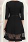 Rövid, fekete szövetruha harangszabással, csipkebetéttel és övvel - StarShinerS 5 - StarShinerS.hu