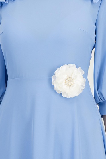 Fehér kiegészítők szatén