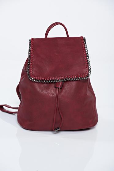 Burgundy hátizsák műbőr lánccal