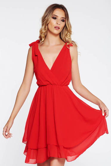 Piros SunShine ruha elegáns harang fátyol belső béléssel v-dekoltázzsal kivágott hátrész