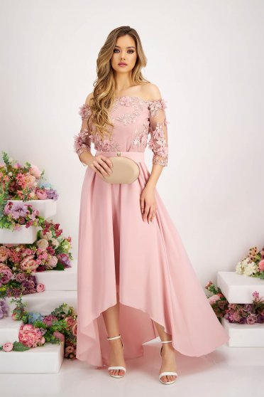 Hosszú ruhák, Rózsaszínű aszimetrikus harang ruha muszlin anyagból és csipkés díszitéssel - StarShinerS - StarShinerS.hu