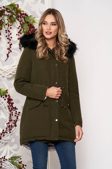 Khaki zöld casual derékban zsinóros fix kapucnis bő szabású dzseki műszőrme díszítéssel kifordítható béléssel