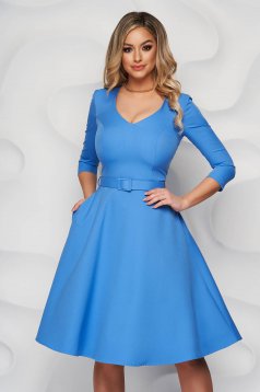 Kék StarShinerS irodai ruha enyhén rugalmas anyagból harang tipusú öv kiegészítővel