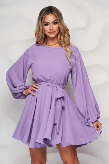 Lila ruhák, Világos lila georgette rövid ruha, harang alakú gumirozott derékrésszel - StarShinerS.hu