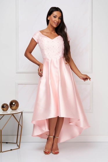 Elegáns ruhák hosszú, Világos rózsaszínű StarShinerS alkalmi asszimmetrikus harang ruha vastag anyagból strassz köves és gyöngy díszítéssel - StarShinerS.hu