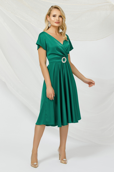 Esküvői ruhák, Zöld harang midi ruha szaténból hátul megköthető öv - StarShinerS.hu