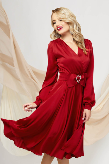 Alkalmi ruhák hosszú ujjú, Piros alkalmi harang ruha szaténból eltávolítható övvel - StarShinerS.hu