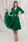 Zöld alkalmi midi harang ruha szaténból 3 - StarShinerS.hu