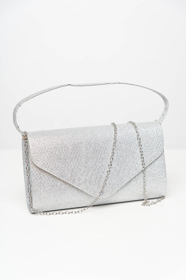 Ezüstszínű alkalmi boríték táska csillogó díszítésekkel és eltávolítható vékony láncal