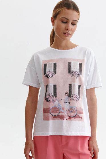 Női Pólók, Fehér casual bő szabású pamutból készült oldalt felsliccelt póló nyomtatott mintával - StarShinerS.hu