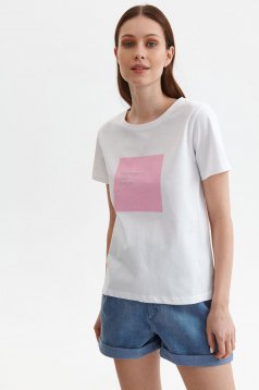 Fehér casual pamutból készült bő szabású póló nyomtatott mintával